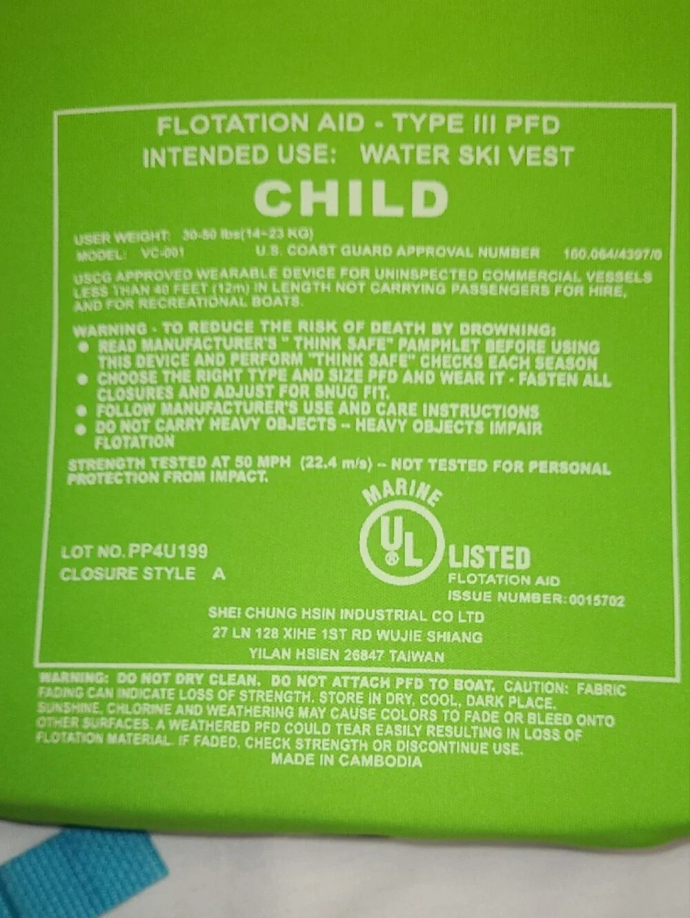 Speedo Kids Blue & Green Fish, shark, surfboard Print Swim Vest & boating